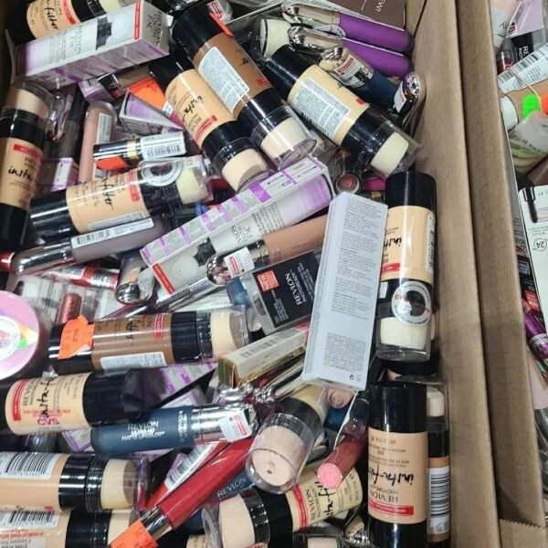 All In One Makeup Pallet - Image 2